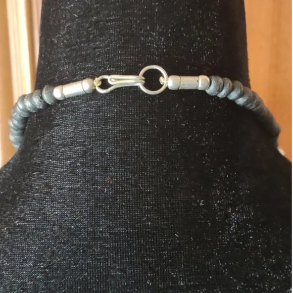 Vintage handmade beaded with silver necklace - Picture 5 of 15